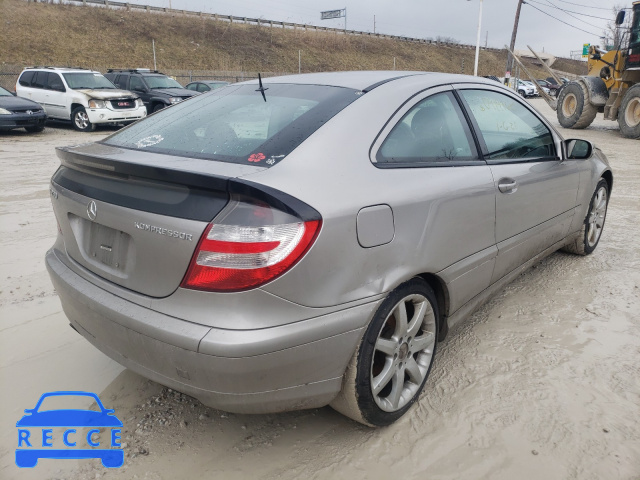 2005 MERCEDES-BENZ C CLASS WDBRN40J65A653487 image 3