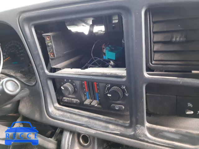 2003 CHEVROLET 3500 1GCJK39123E125763 image 8