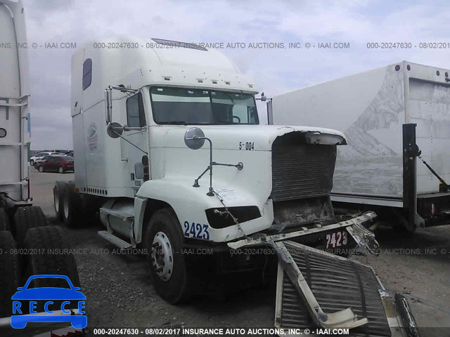 2001 FREIGHTLINER FLD FLD120 1FUJAHBD91PJ31638 image 0