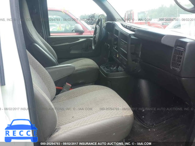 2015 GMC Savana G2500 1GTW7GCF0F1192375 image 4