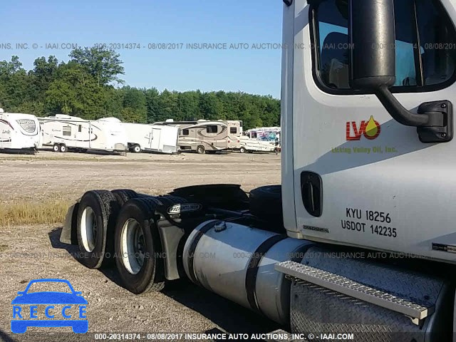 2011 FREIGHTLINER CASCADIA 125 1FUJGEDV9BSBD1932 image 6