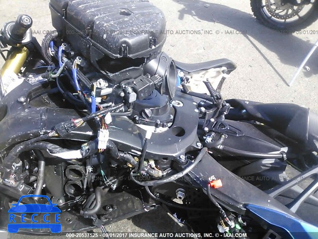 2017 SUZUKI GSX-R750 JS1GR7MA5H2101674 image 8