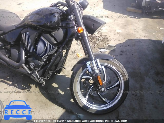 2013 Victory Motorcycles HAMMER 8-BALL 5VPHA36N6D3023129 Bild 4