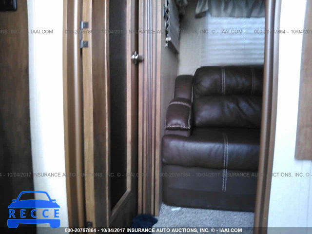 2017 COACHMEN CHAPARRAL 5ZT3CH4B7HA316353 Bild 7