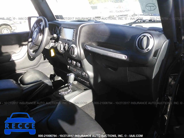 2015 JEEP WRANGLER UNLIMITE SAHARA 1C4BJWEG3FL684113 image 4