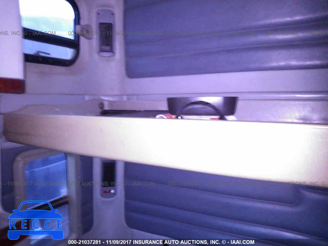 2002 FREIGHTLINER ST120 ST120 1FUJBBCG92PB39052 image 6