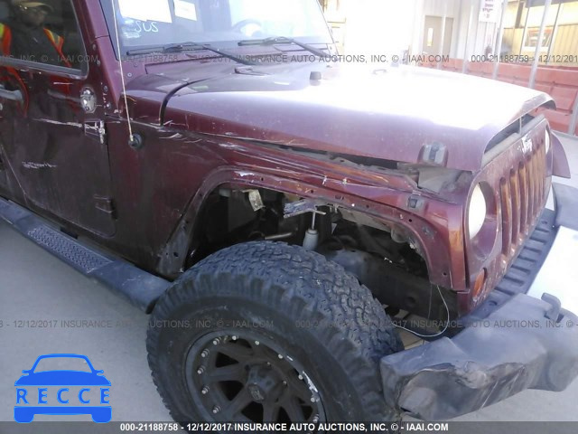 2008 JEEP WRANGLER UNLIMITE SAHARA 1J4GA59148L623291 image 5