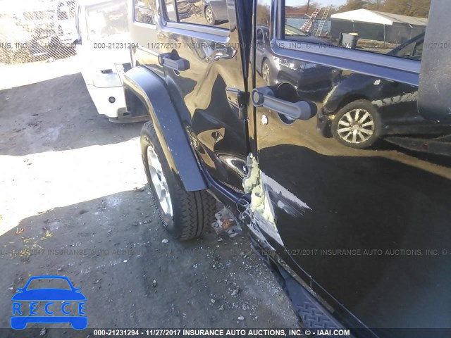 2008 JEEP WRANGLER UNLIMITE SAHARA 1J4GA59148L577302 image 5