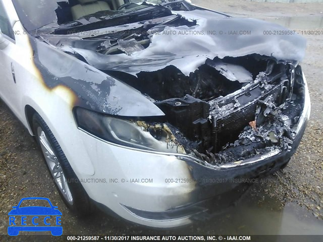 2016 LINCOLN MKT 2LMHJ5AT5GBL01037 Bild 5