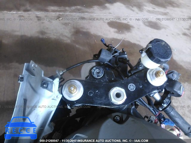 2009 Yamaha YZFR6 JYARJ16E09A016313 Bild 6