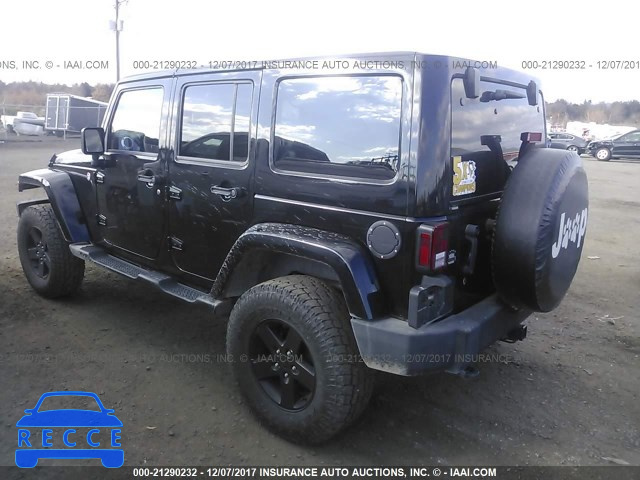 2015 JEEP WRANGLER UNLIMITE SAHARA 1C4BJWEG2FL583693 image 2
