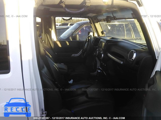 2015 JEEP WRANGLER UNLIMITE SAHARA 1C4HJWEG0FL645621 image 4