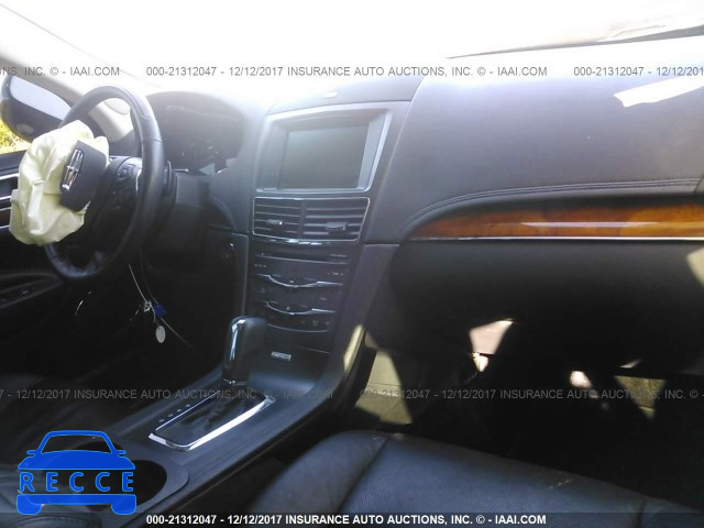 2013 LINCOLN MKT 2LMHJ5AT1DBL52885 Bild 4