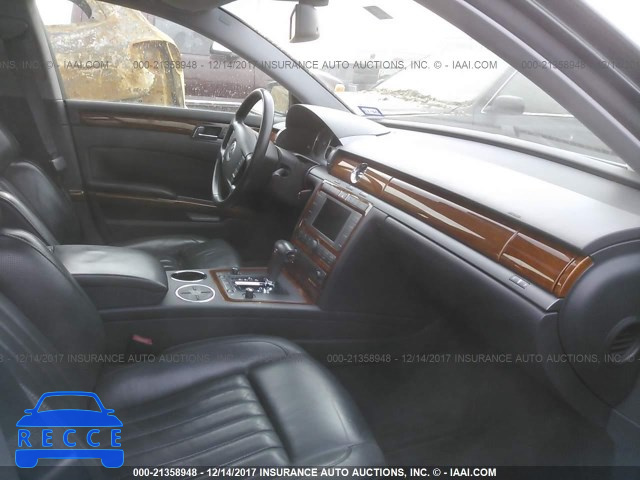 2004 Volkswagen Phaeton 4.2 WVWAF63D548008610 зображення 4