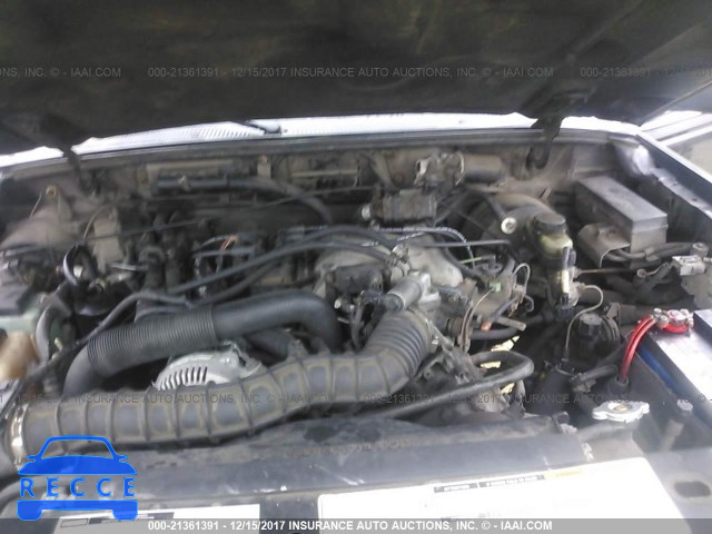 1999 Mazda B3000 CAB PLUS 4F4ZR16V6XTM42674 Bild 9