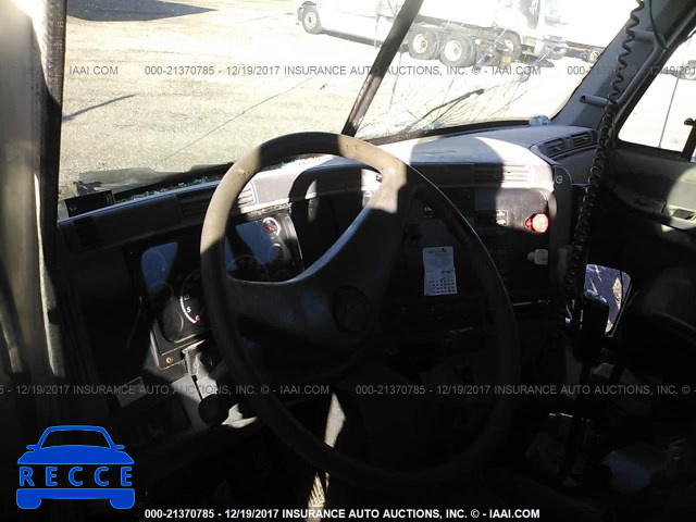 2004 FREIGHTLINER COLUMBIA 112 1FUJF0CV44LN15851 image 4