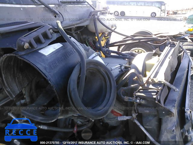 2004 FREIGHTLINER COLUMBIA 112 1FUJF0CV44LN15851 image 8
