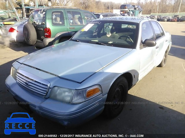 2002 Ford Crown Victoria 2FAFP73W92X133235 image 1
