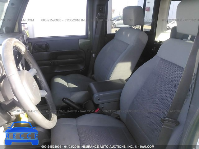 2008 JEEP WRANGLER UNLIMITE SAHARA 1J4GA59118L618727 image 4