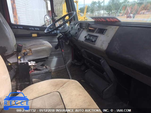 2000 FREIGHTLINER MEDIUM CONVENTIONAL FL80 1FVXJJCBXYHG10040 image 4