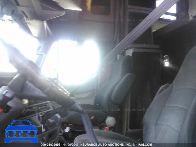 2006 FREIGHTLINER ST120 ST120 1FUJBBCK76LU57797 image 4