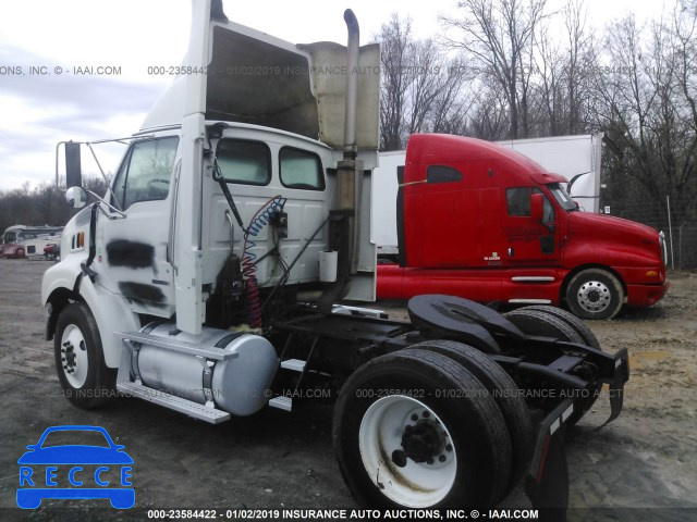 2007 STERLING TRUCK A9500 9500 2FWBA2CG07AX16468 Bild 2