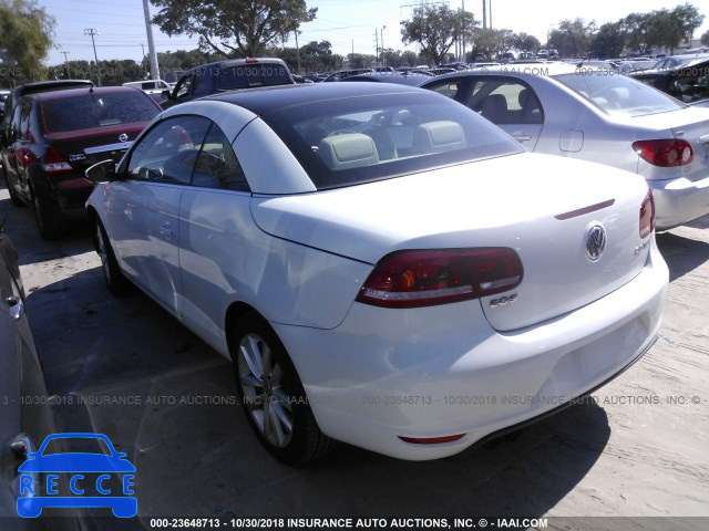 2015 VOLKSWAGEN EOS KOMFORT/SPORT WVWBW8AH3FV000743 image 2