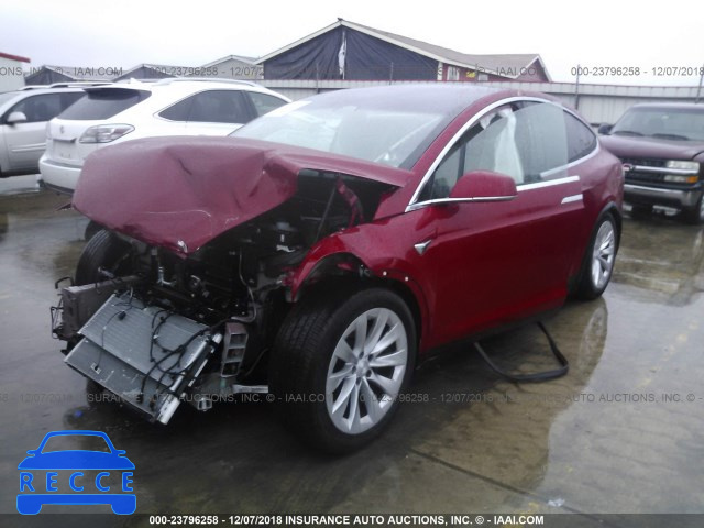 2018 TESLA MODEL X 5YJXCAE2XJF104620 Bild 1