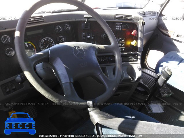 2006 FREIGHTLINER ST120 ST120 1FUJBBCK36LW51114 image 4