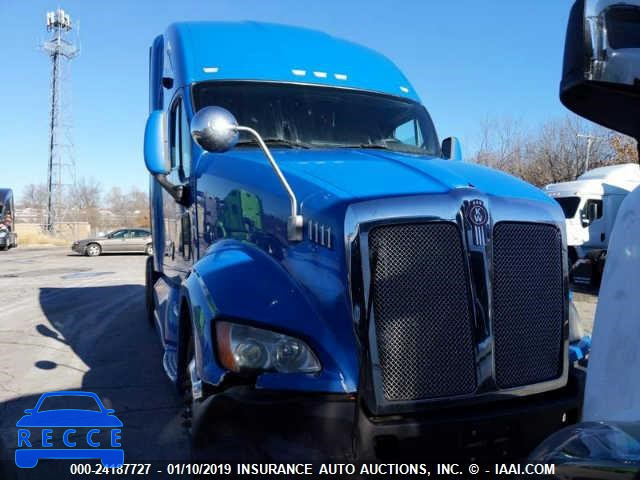 2012 KENWORTH T700 T700 1XKFDP9X0CJ311339 Bild 0