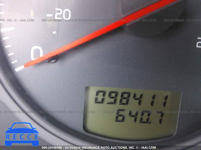2004 VOLVO V40 1.9T YV1VW27524F032723 image 6