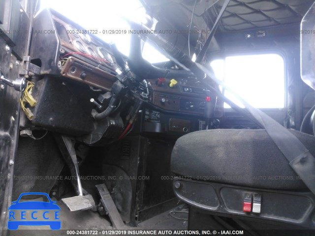 2001 FREIGHTLINER CONVENTIONAL FLD120 1FUPCWEB31PG14063 image 4