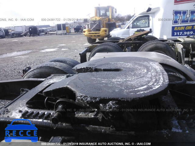 2001 FREIGHTLINER CONVENTIONAL FLD120 1FUPCWEB31PG14063 image 6