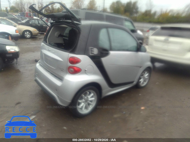 2015 SMART FORTWO ELECTRIC DRIVE PASSION WMEEJ9AA2FK831898 image 3