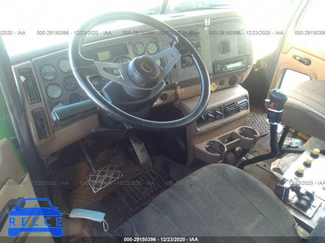 2003 MACK 700 CV700 1M2AG11C23M003120 image 4