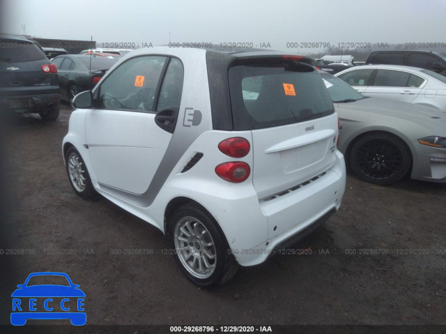 2013 SMART FORTWO ELECTRIC DRIVE  WMEEJ9AA2DK696466 image 2