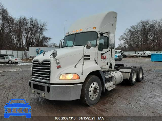 2010 MACK CXU613 CXU600 1M1AW02Y4AN012128 Bild 1