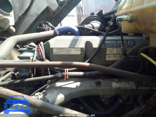 2002 FREIGHTLINER ST120 ST120 1FUJBBCG92LJ32493 image 9