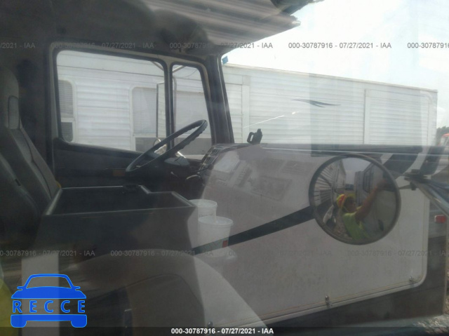 2001 FREIGHTLINER MEDIUM CONVENTIONAL FL60 1FVABPBS01HH09446 image 4
