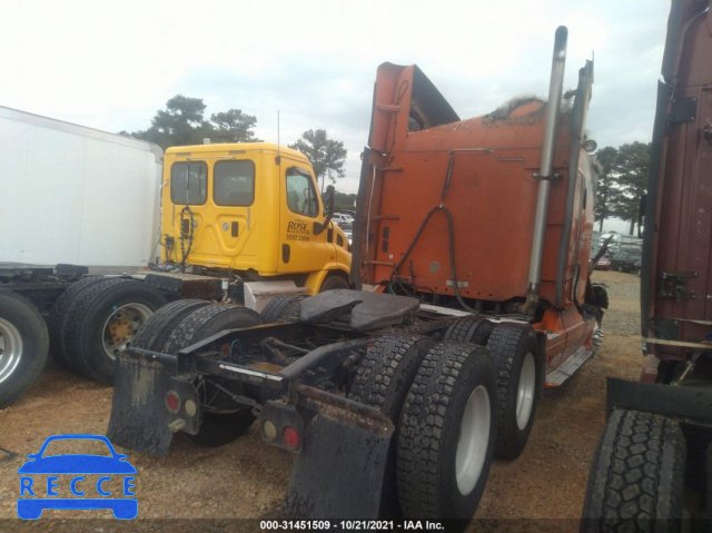 2004 FREIGHTLINER ST120  1FUJBBCG44CM40741 image 3