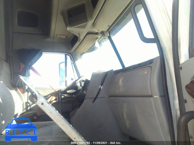2010 FREIGHTLINER ST120 ST120 1FUJBBDR1ADAP2947 image 4