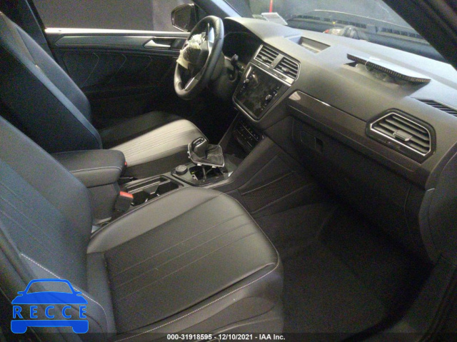 2022 VOLKSWAGEN TIGUAN SE R-LINE BLACK 3VV8B7AX7NM018969 Bild 4