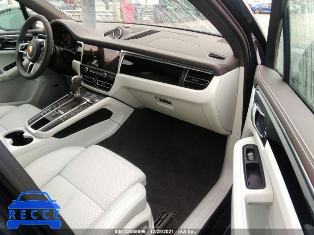 2021 PORSCHE MACAN  WP1AA2A58MLB11373 image 4