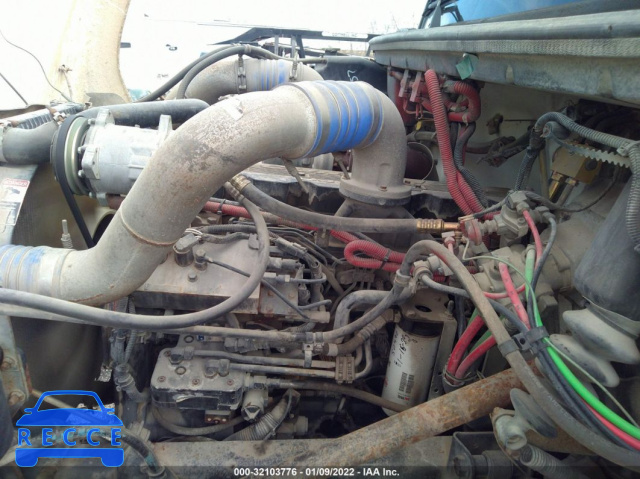 2001 FREIGHTLINER FL70 FL70 1FVABTBS71HJ93057 image 9