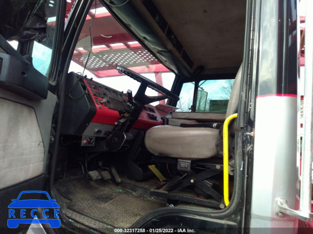 1998 FREIGHTLINER MEDIUM CONVENTIONAL FL112 1FVXTEDB4WH951637 image 4