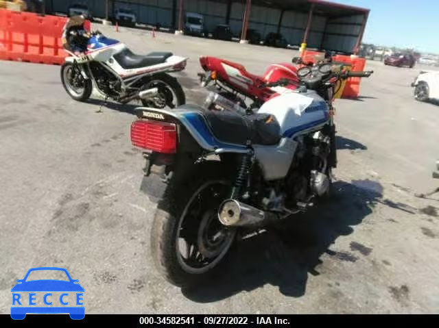 1982 HONDA CB900 F JH2SC0109CM105476 image 3