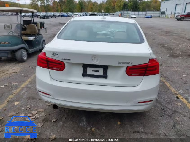 2018 BMW 320I XDRIVE WBA8E5G58JNU46174 image 14