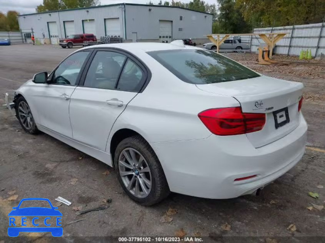 2018 BMW 320I XDRIVE WBA8E5G58JNU46174 image 2