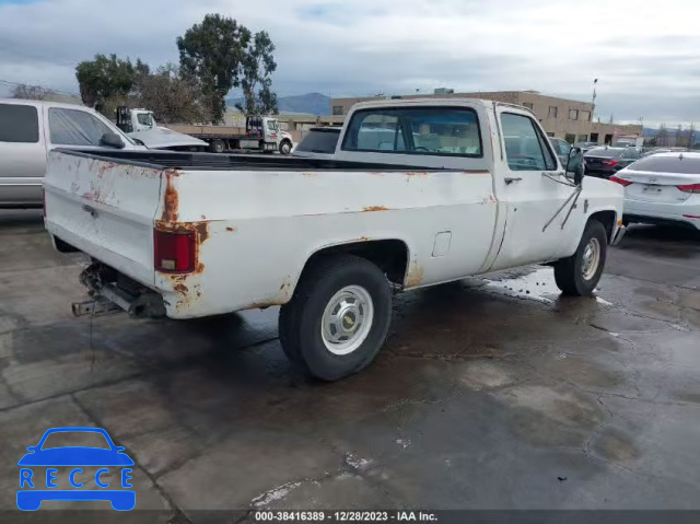 1982 CHEVROLET C20 1GCGC24M5CZ101050 Bild 3