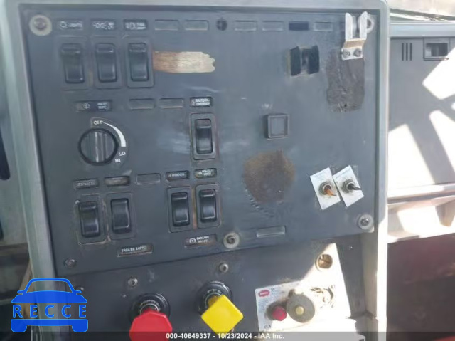 2000 MACK CH613 CH600 1M1AA13Y3YW129321 image 16